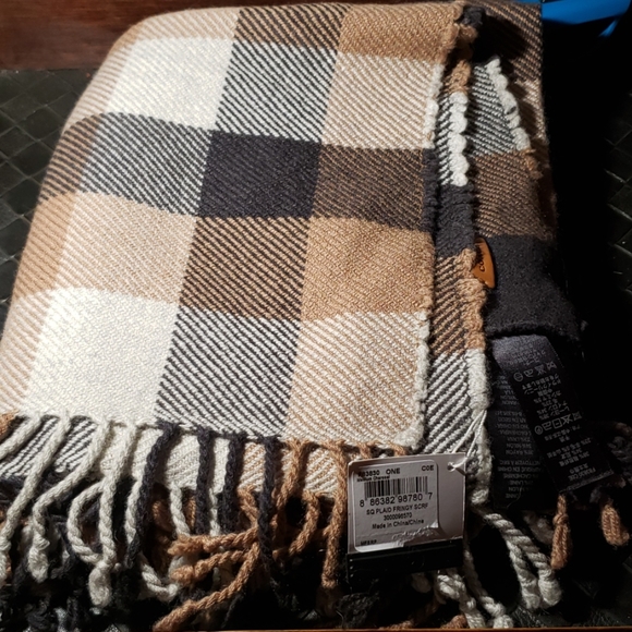 Coach NWT square fringy scarf - Picture 2 of 3
